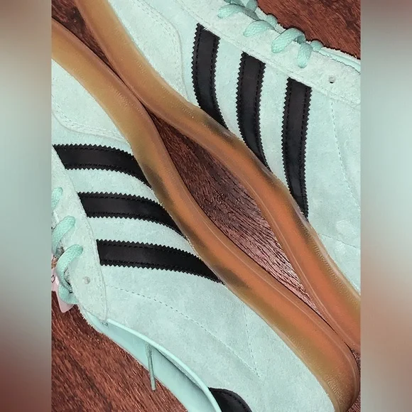 Adidas gazelle
